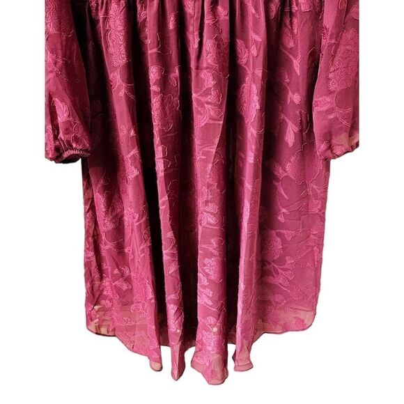 NEW TORRID Plus Size LongSleeve Burgundy Chiffon Clip Dot Extreme Hi-Lo Top. - Picture 8 of 16